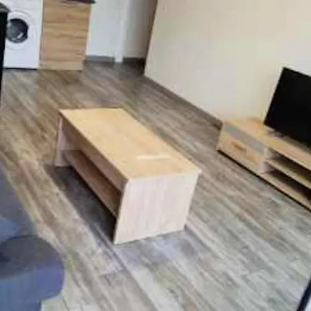 D'une Avec Balcon Et Wifi A